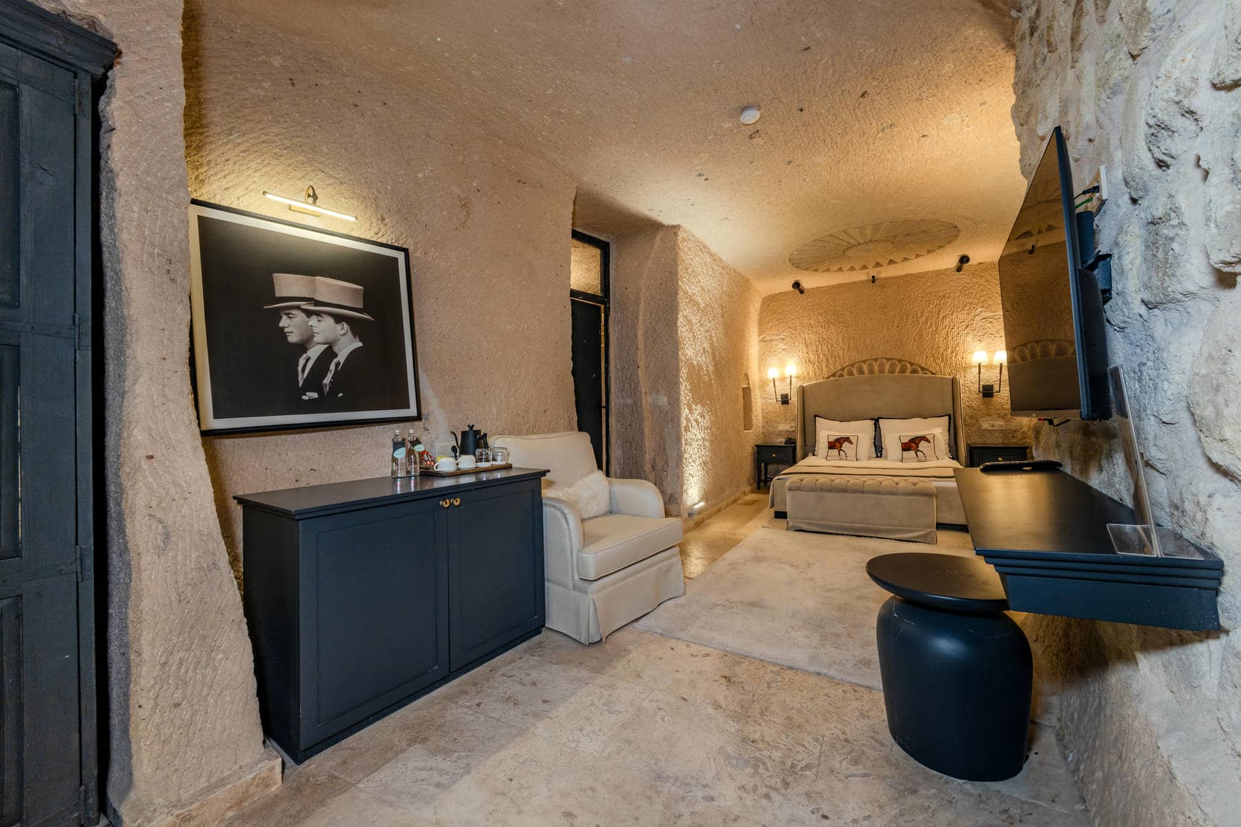 Deluxe Rooms - 303