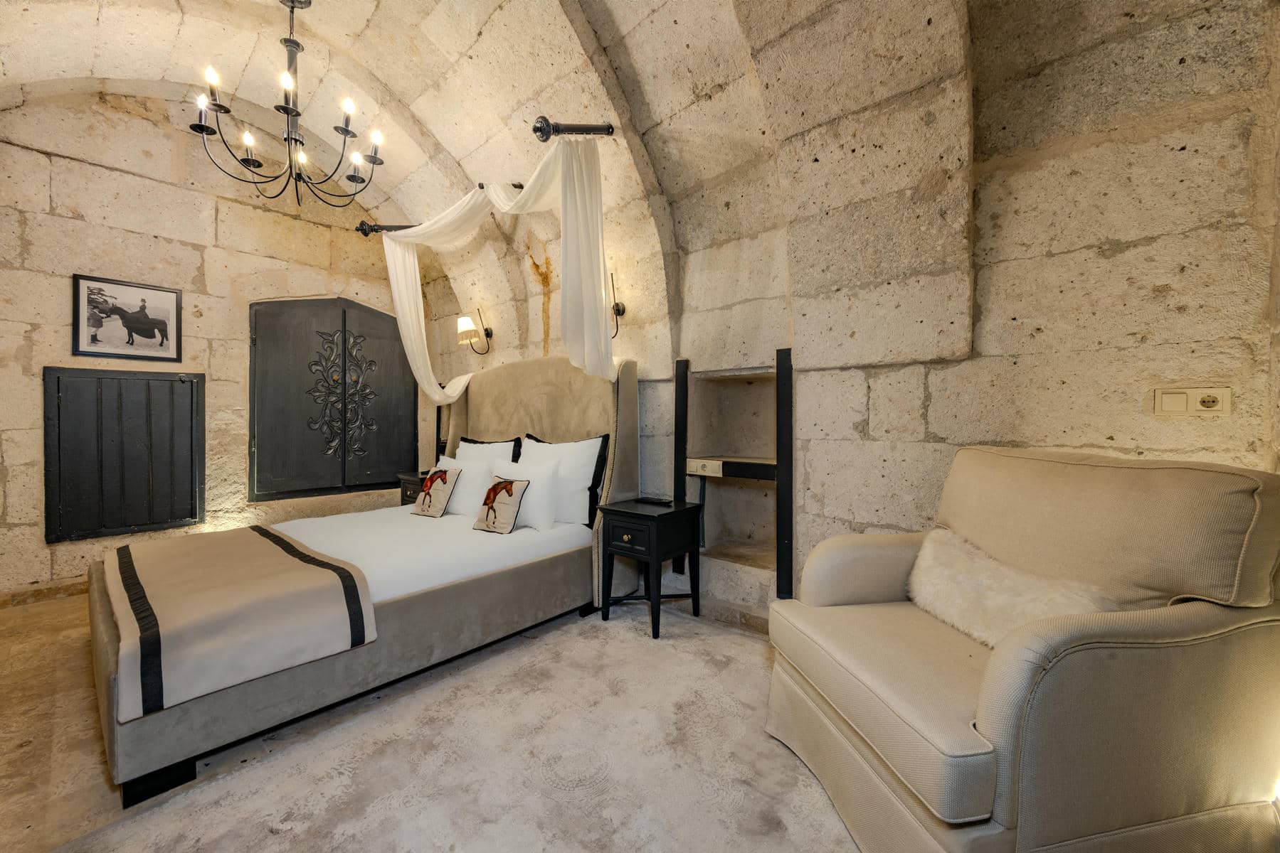 Standard Rooms - 307