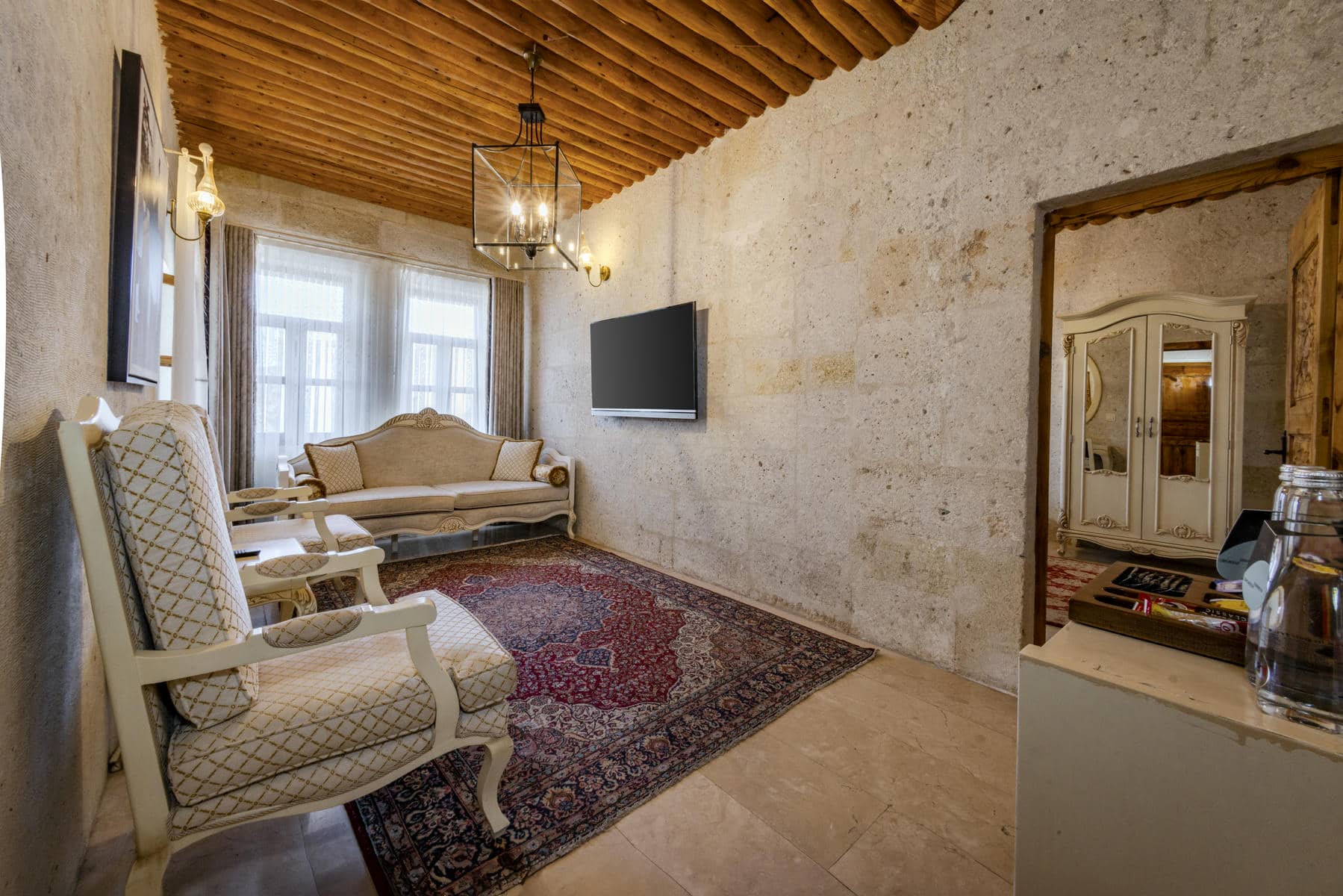 Family Rooms - 106